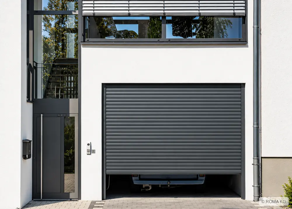 tore-ausstellung-rolltor-garage Garagentore für Ihr Zuhause