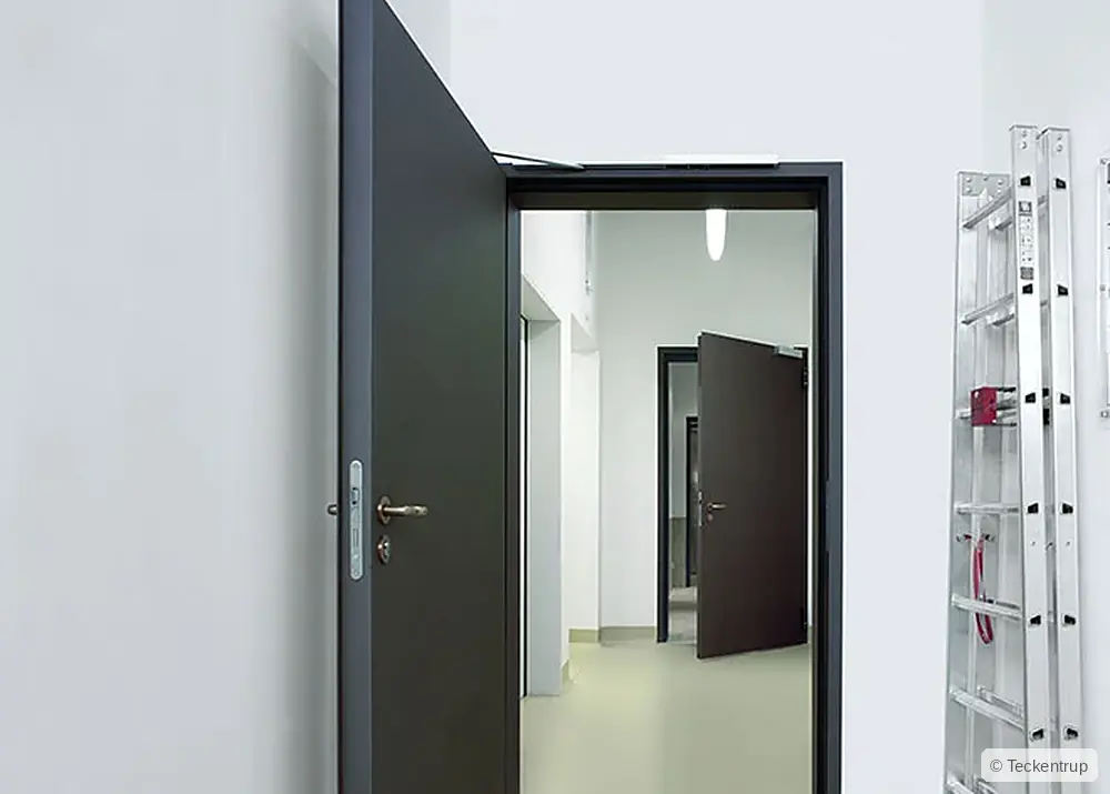 tore-ausstellung-stahltuer